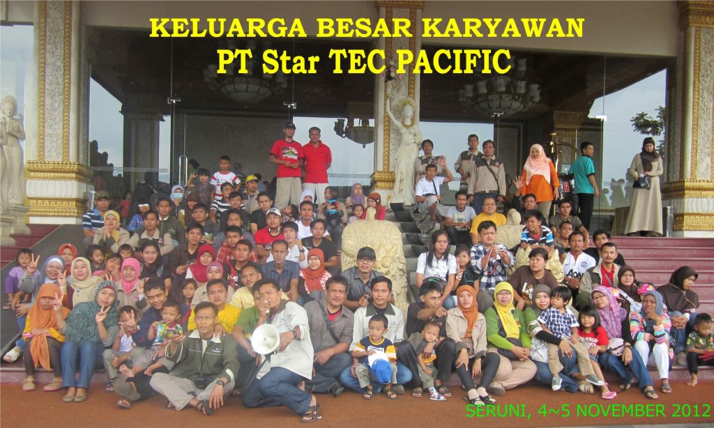 Foto-bersama-karyawan-1-1024x614